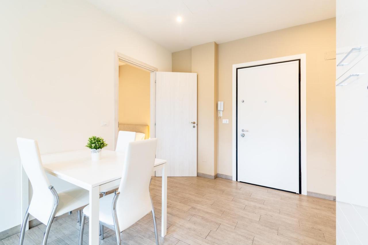 Bologna Train Station Apartment Esterno foto